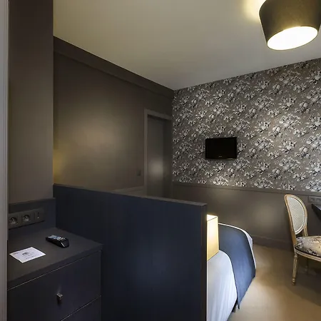 Odeon Hotel 3*