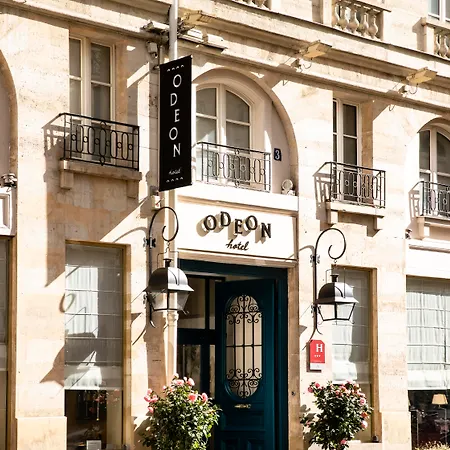 Odeon Hotel 3*
